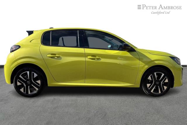 2024 Peugeot 208 1.2 Hybrid 100 Allure 5dr e-DSC6