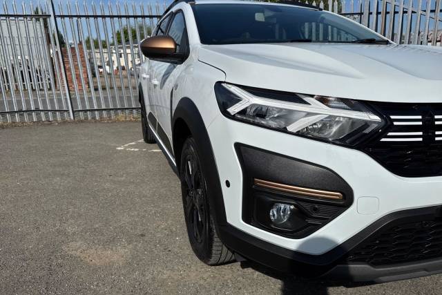 2024 Dacia Jogger 1.6 HEV Extreme 5dr Auto