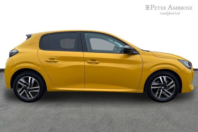 2023 Peugeot 208 1.2 PureTech 100 Allure Premium + 5dr