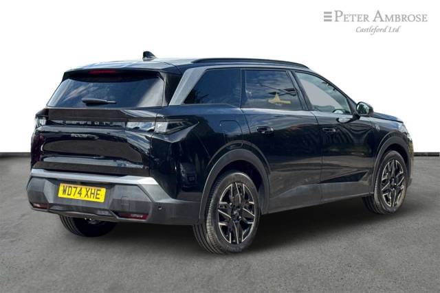 2025 Peugeot 5008 1.2 Hybrid 136 GT 5dr e-DSC6