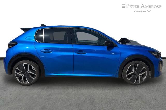 2025 Peugeot 208 1.2 Hybrid 136 GT 5dr e-DSC6