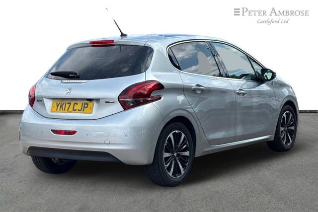 2017 Peugeot 208 1.2 PureTech Allure Premium 5dr