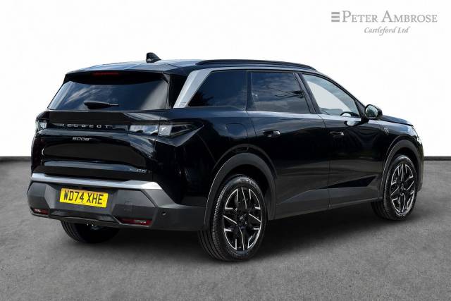 2025 Peugeot 5008 1.2 Hybrid 136 GT 5dr e-DSC6