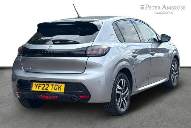 2022 Peugeot 208 1.2 PureTech 100 Allure Premium 5dr EAT8